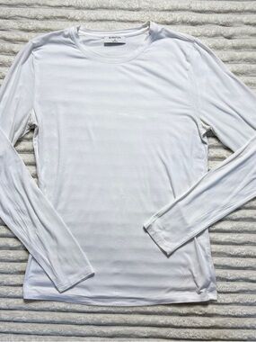 Babaton Women's White Knit Lightweight Crew Neck Long